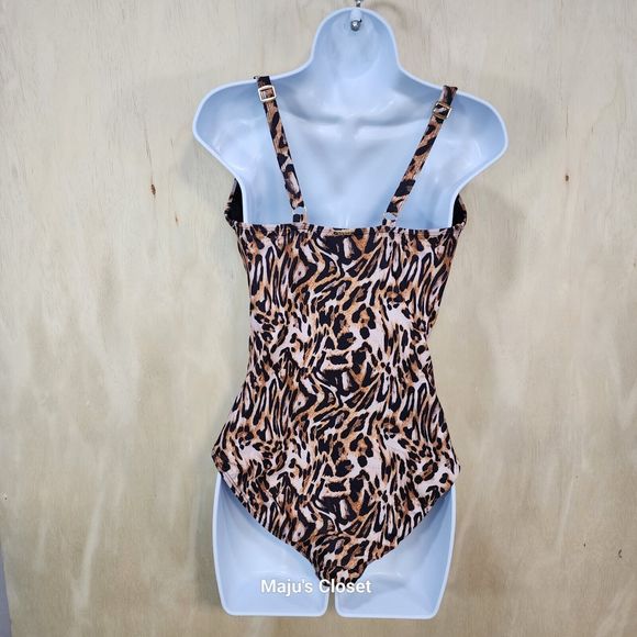 Nicole Miller Cheetah Halter Swimsuit  Medium - Picture 2 of 2